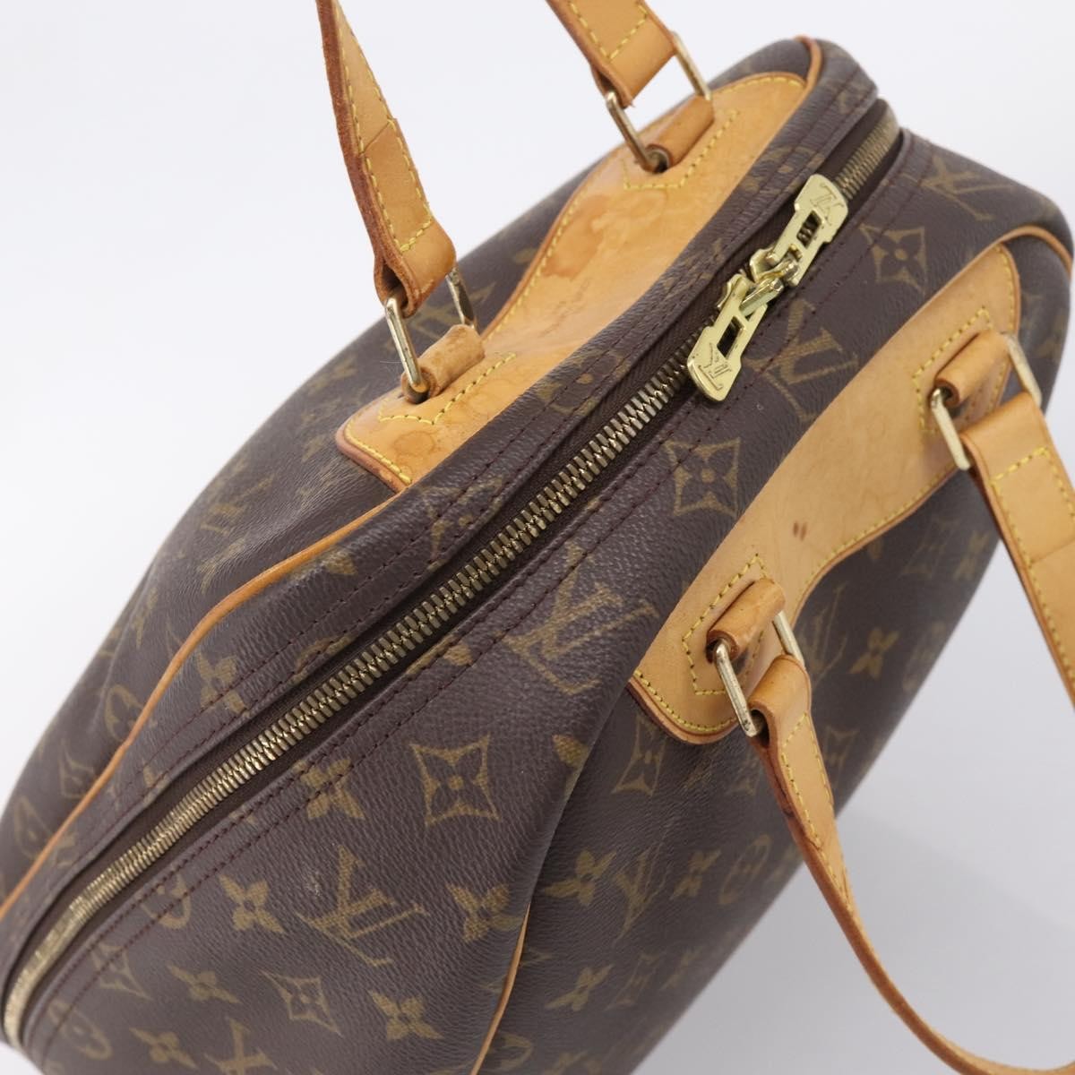 Louis Vuitton Excursion Monogram Canvas Brown Canvas Handbag (Pre-Owned)