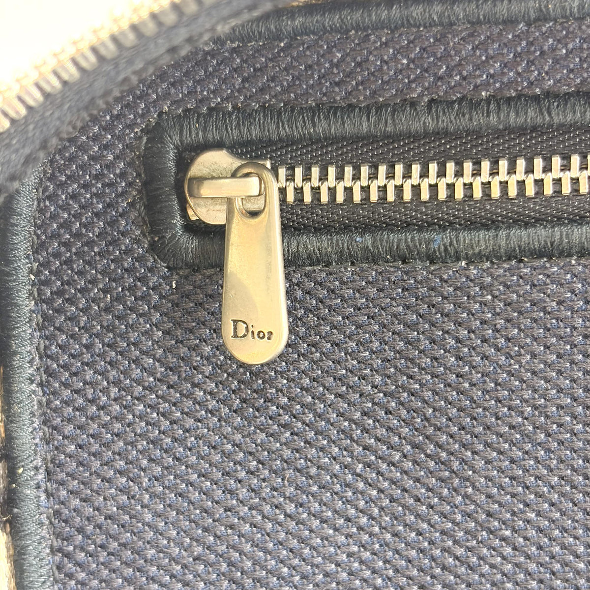 Christian Dior Diortravel Vanity Case Oblique Canvas Navy Canvas Handbag (Pre-Owned)