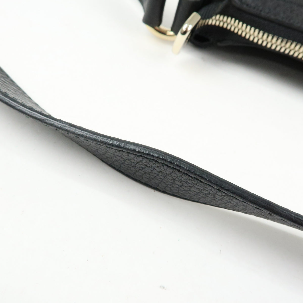 Gucci Soho Messenger Leather Black Leather Handbag (Pre-Owned)