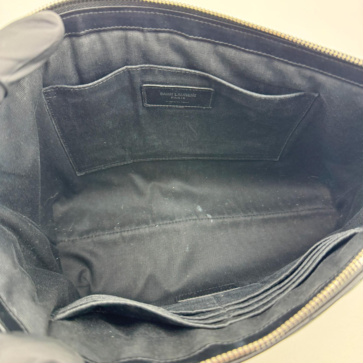 Saint Laurent Classic Monogram Clutch Leather Black Leather Clutche & Pouche Bag (Pre-Owned)