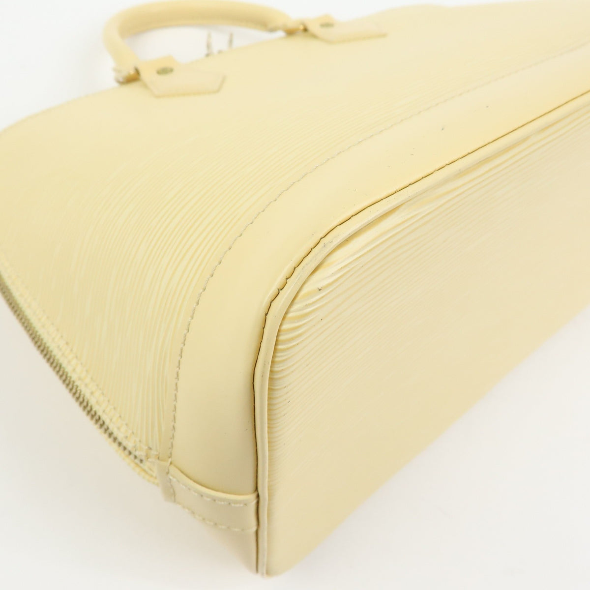 Louis Vuitton Alma Epi Leather Beige Leather Handbag (Pre-Owned)