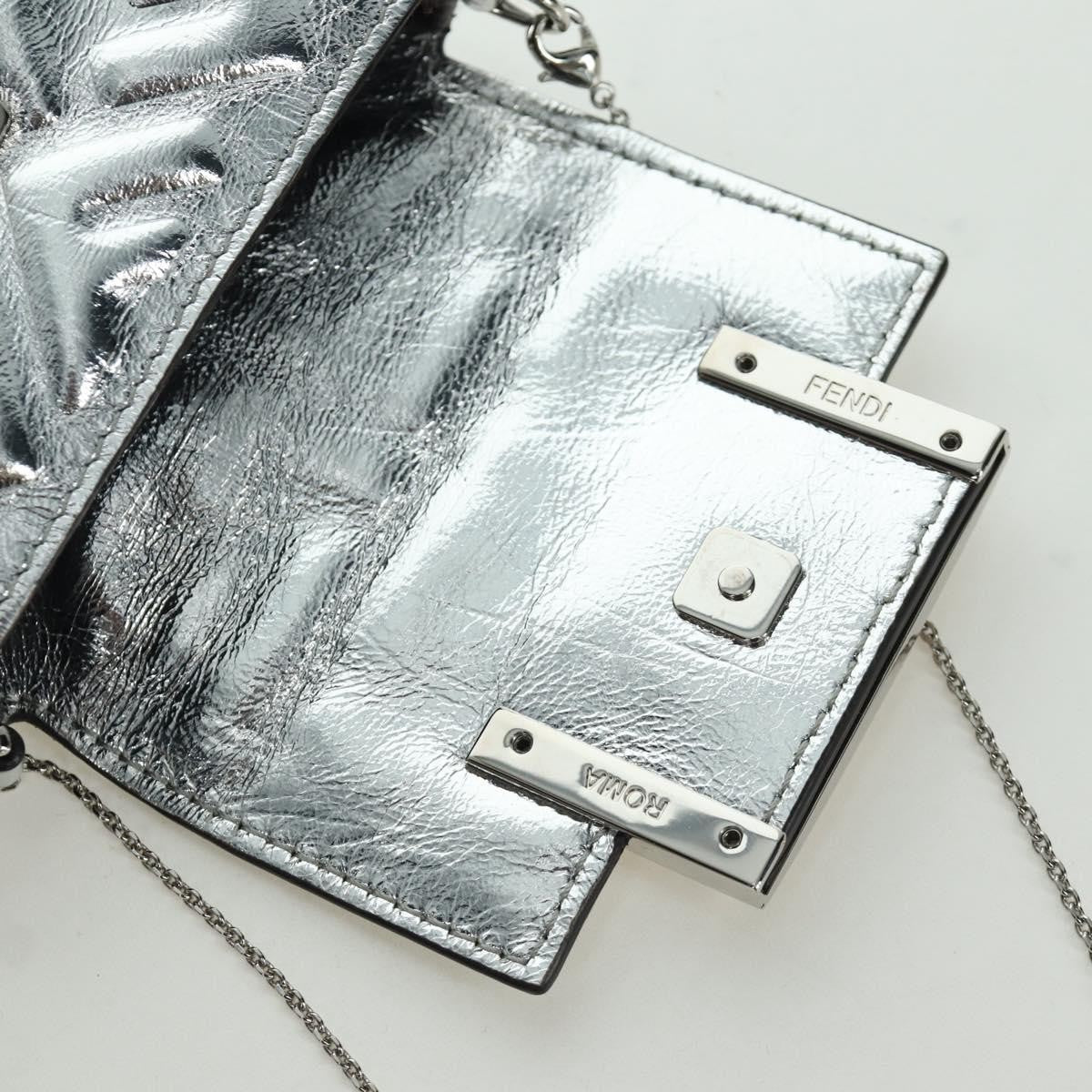 Fendi Baguette Nm Zucca Embossed Leather Silver Canvas Handbag (Pre-Owned)