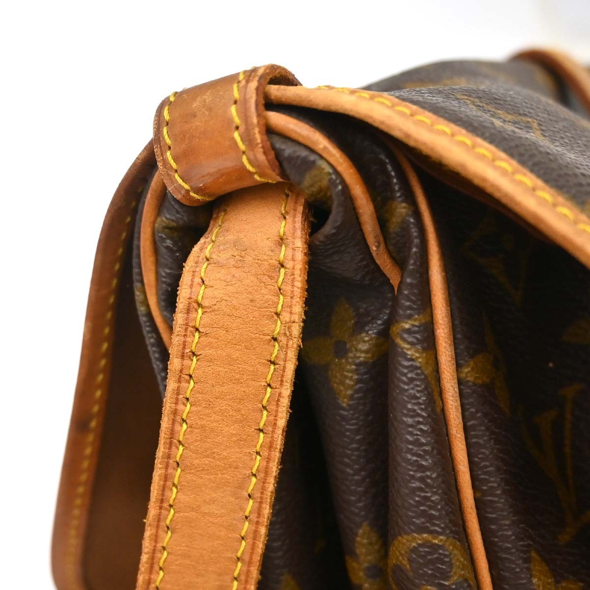 Louis Vuitton Saumur Monogram Canvas Brown Canvas Shoulder Bag Bag (Pre-Owned)