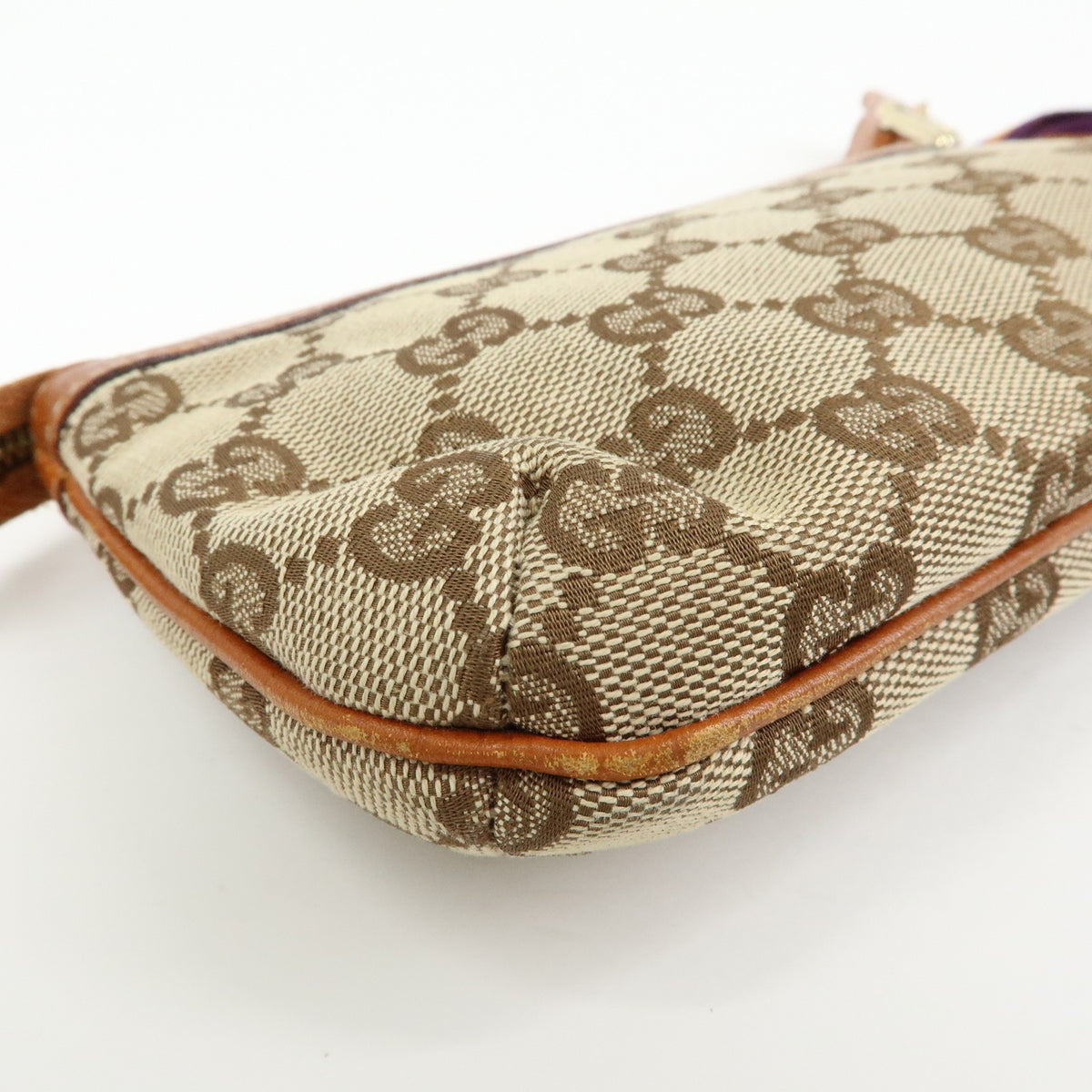 Gucci Zip Wristlet Gg Canvas Beige Canvas Clutche & Pouche Bag (Pre-Owned)