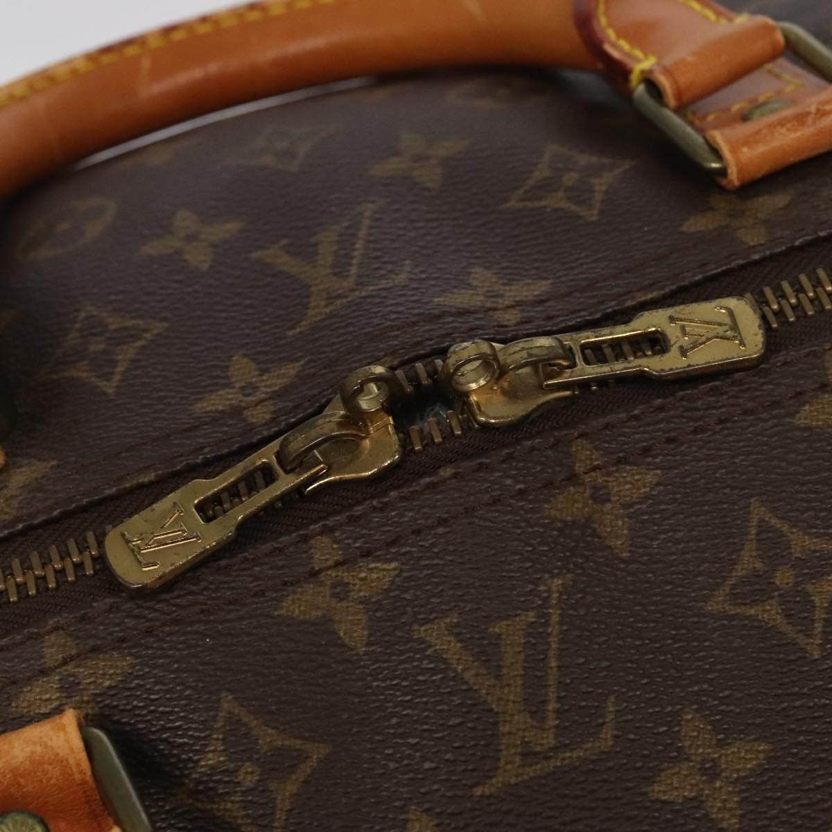 Louis Vuitton Keepall Monogram Canvas Brown Canvas Travel Bag Bag (Pre-Owned)