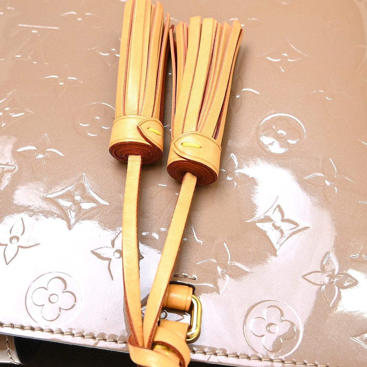 Louis Vuitton Long Beach Monogram Vernis Beige Patent_Leather Tote Bag Bag (Pre-Owned)
