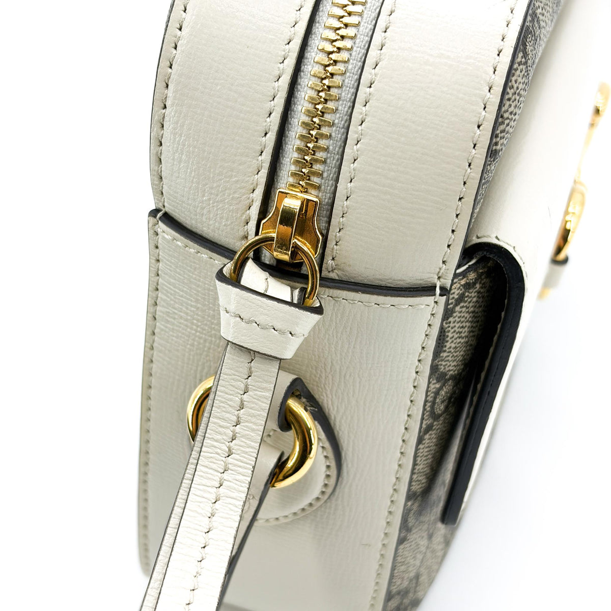 Gucci Horsebit 1955 Flap Pocket Camera Gg Coated Canvas And Leather Beige Canvas Shoulder Bag Bag (Pre-Owned)