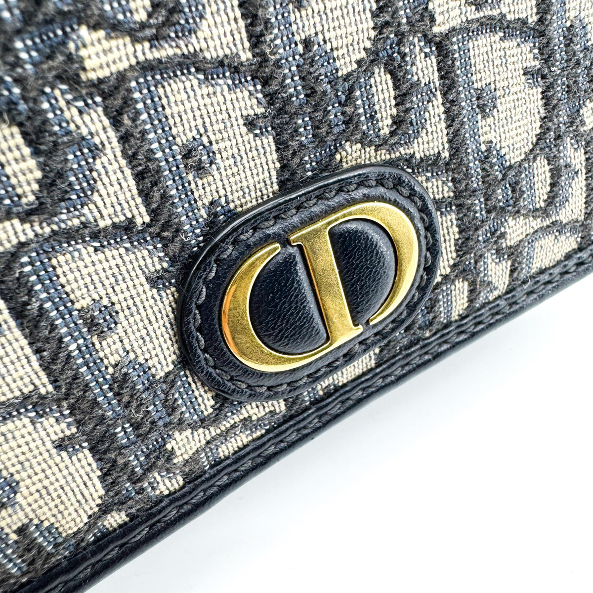Christian Dior 30 Montaigne Nano Convertible Belt Oblique Canvas Navy Canvas Clutche & Pouche Bag (Pre-Owned)