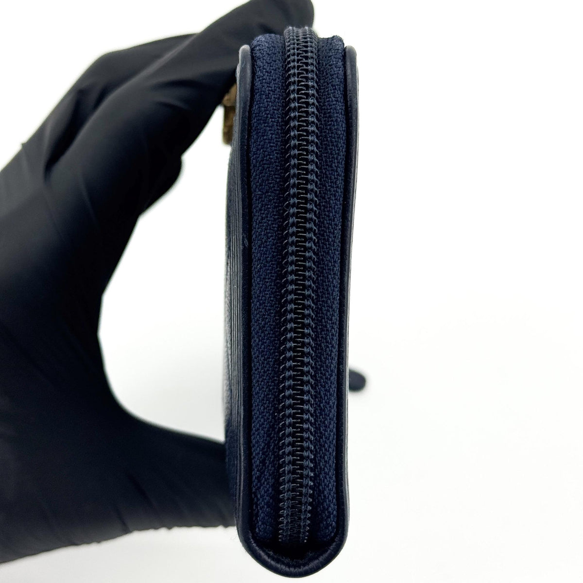 Chanel Boy Zip Around Quilted Caviar Black Leather Wallets Accessory (Pre-Owned)