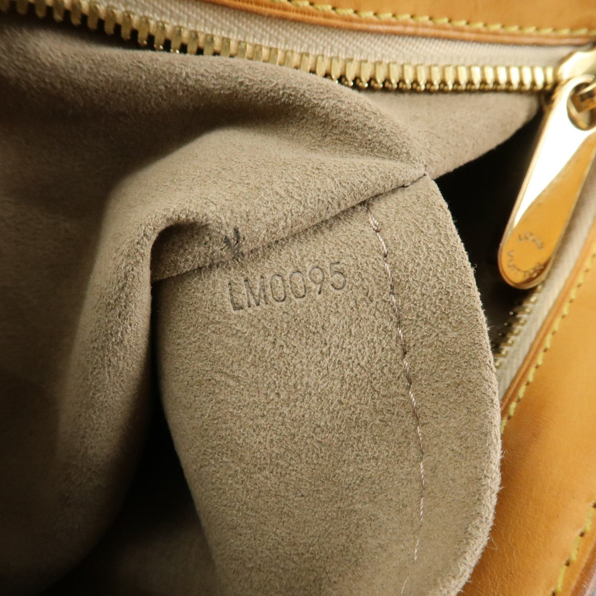 Louis Vuitton Lodge Monogram Multicolor Black Canvas Handbag (Pre-Owned)