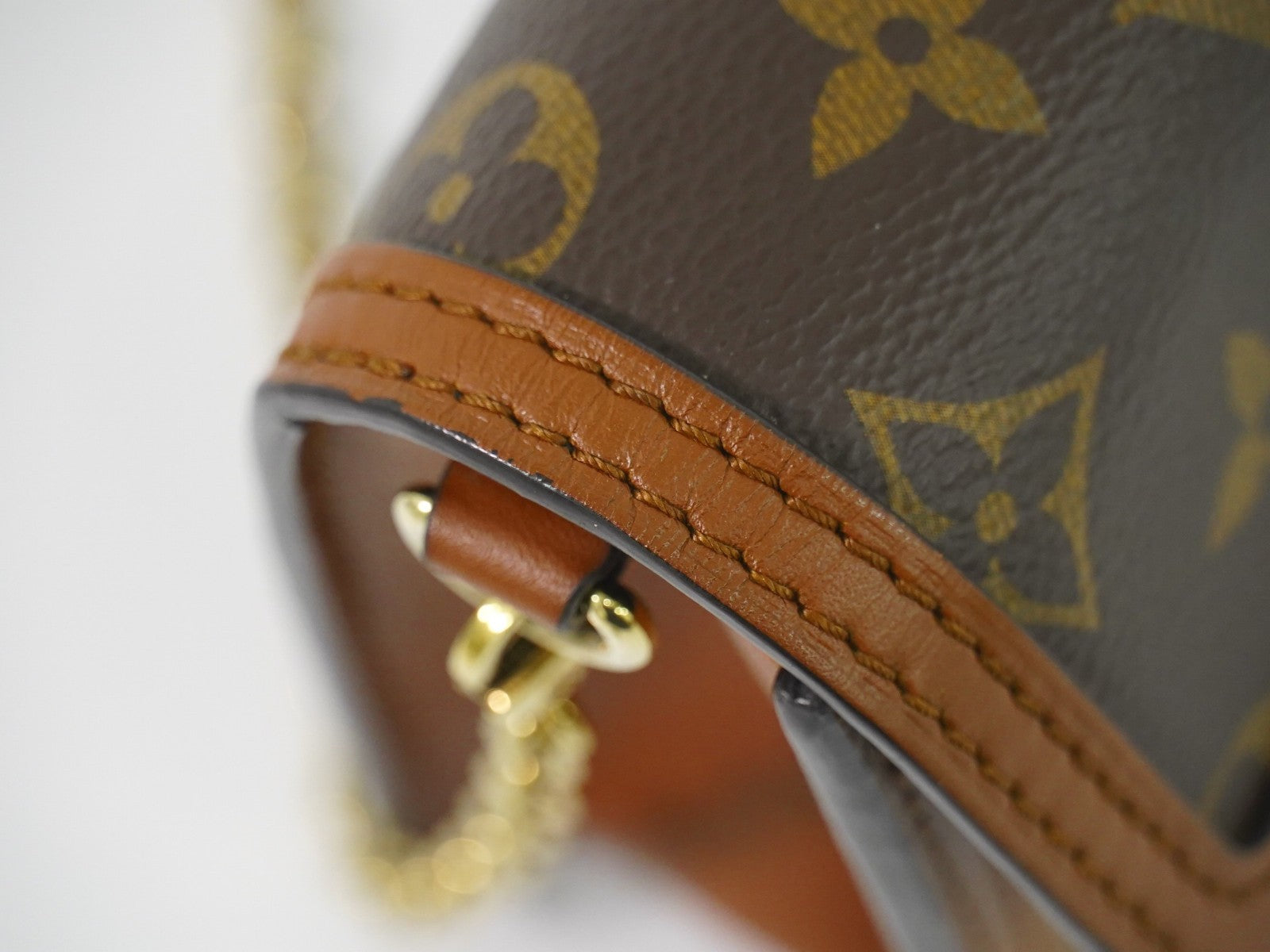 Louis Vuitton Dauphine Reverse Monogram Canvas Brown Canvas Shoulder Bag Bag (Pre-Owned)