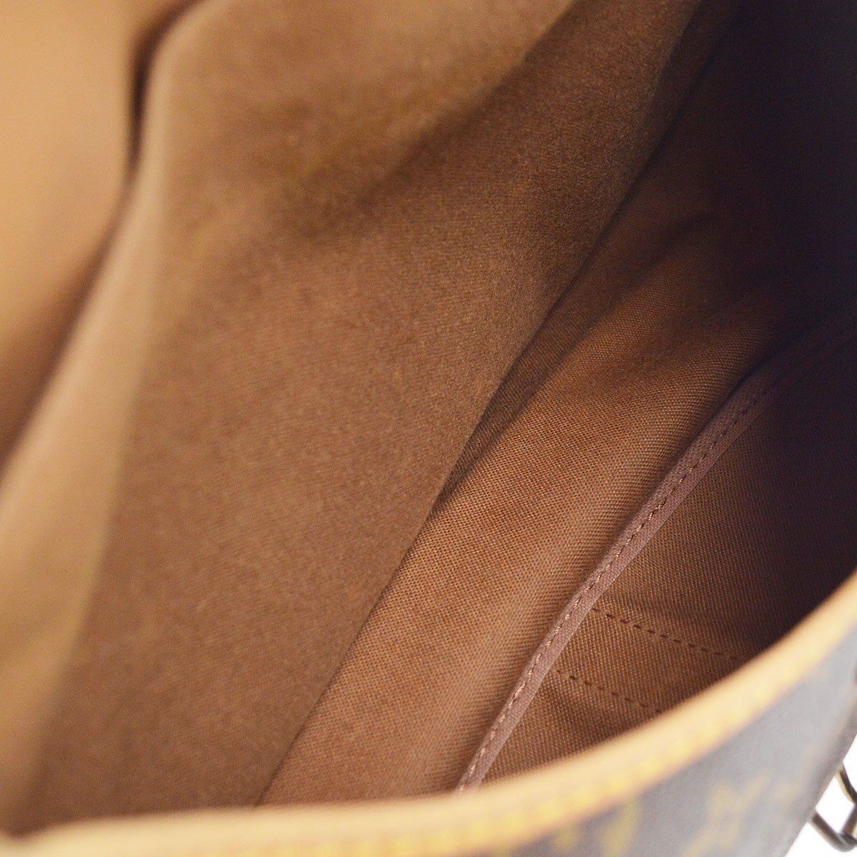 Louis Vuitton Saumur Monogram Brown Canvas Shoulder Bag Bag (Pre-Owned)