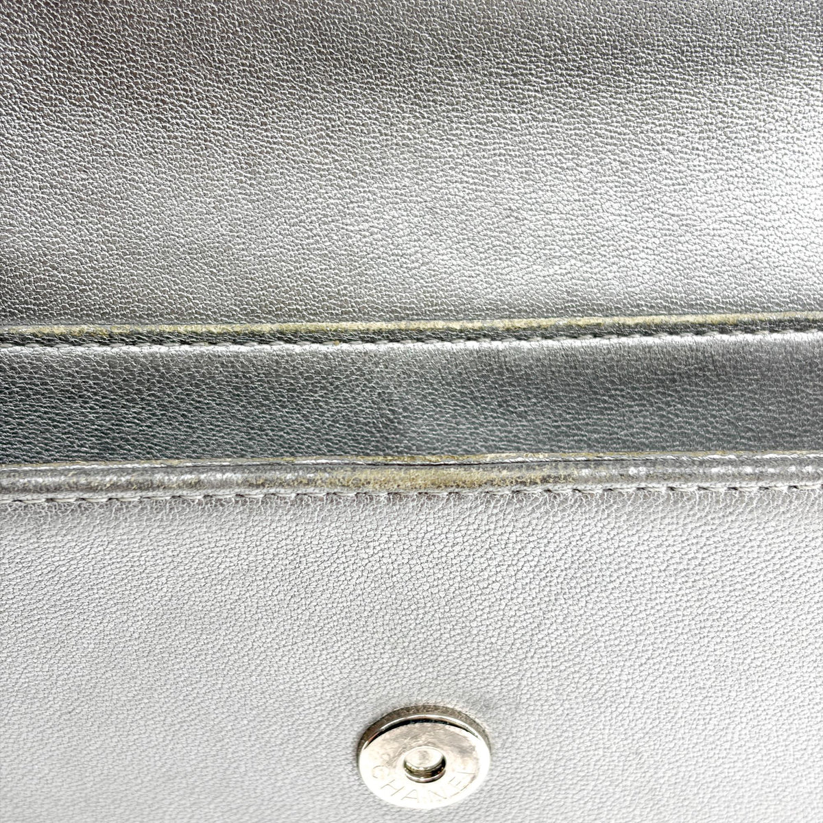 Chanel Mademoiselle Vintage Flap Clutch Chevron Sheepskin Silver Leather Shoulder Bag Bag (Pre-Owned)