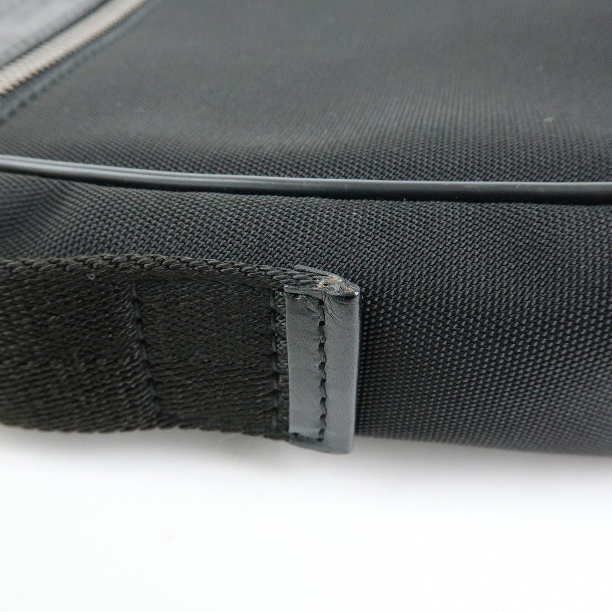 Gucci Shoulder Canvas Black Canvas Shoulder Bag Bag (Pre-Owned)