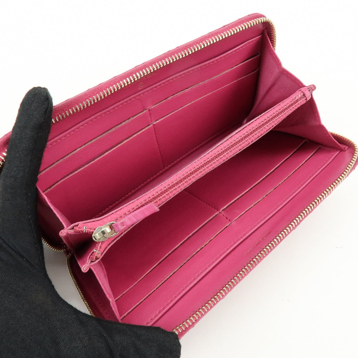 Chanel Zip Around Camellia Patent Pink Calfskin Wallets Accessory (Pre-Owned)