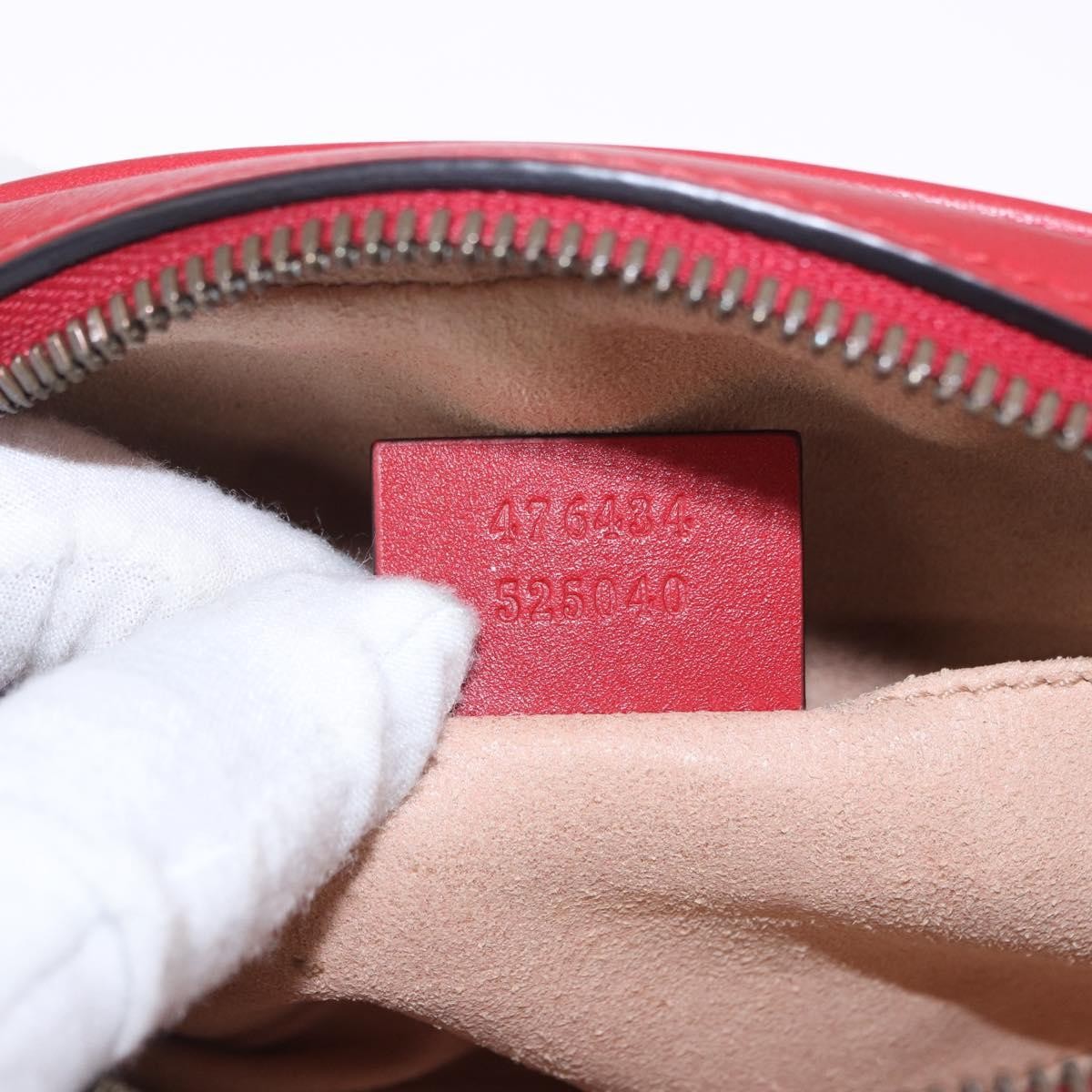 Gucci Gg Marmont Belt Matelasse Leather Red Leather Handbag (Pre-Owned)