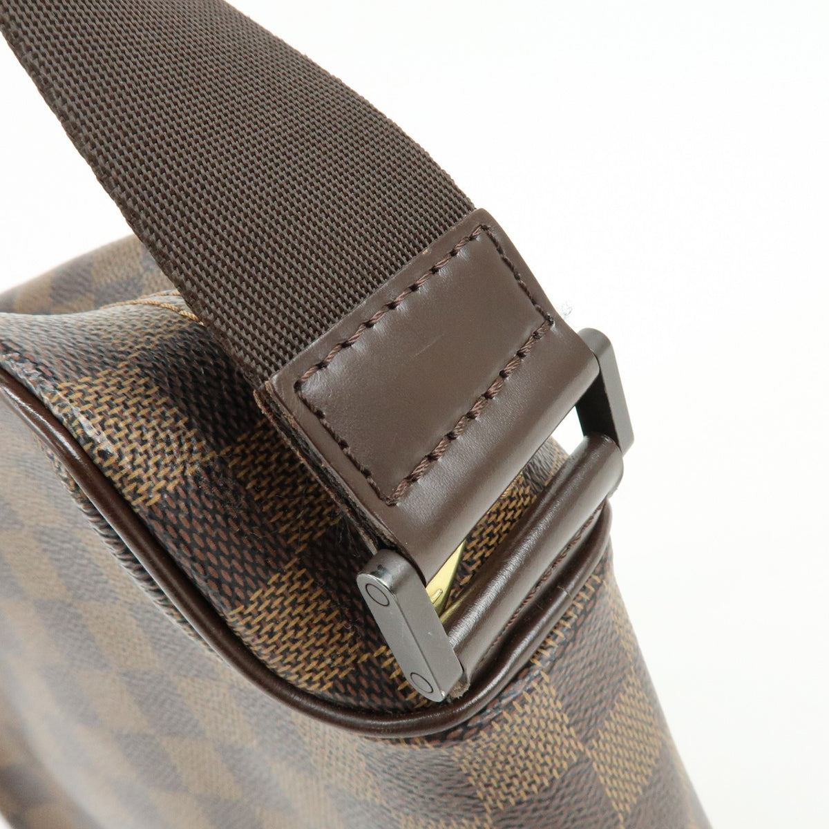Louis Vuitton Olav Damier Brown Canvas Handbag (Pre-Owned)