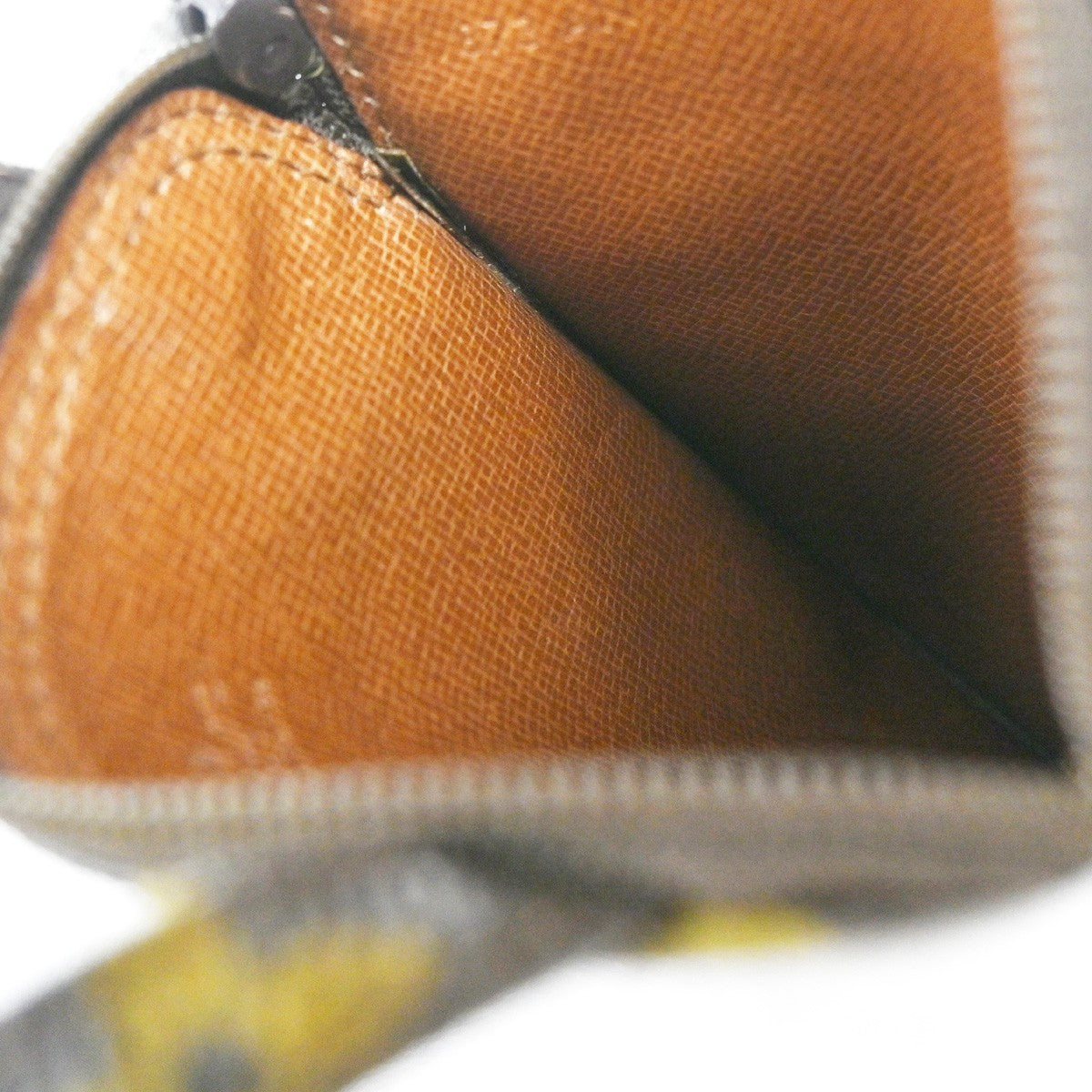 Louis Vuitton Pochette Secret Monogram Canvas Brown Canvas Clutche & Pouche Bag (Pre-Owned)