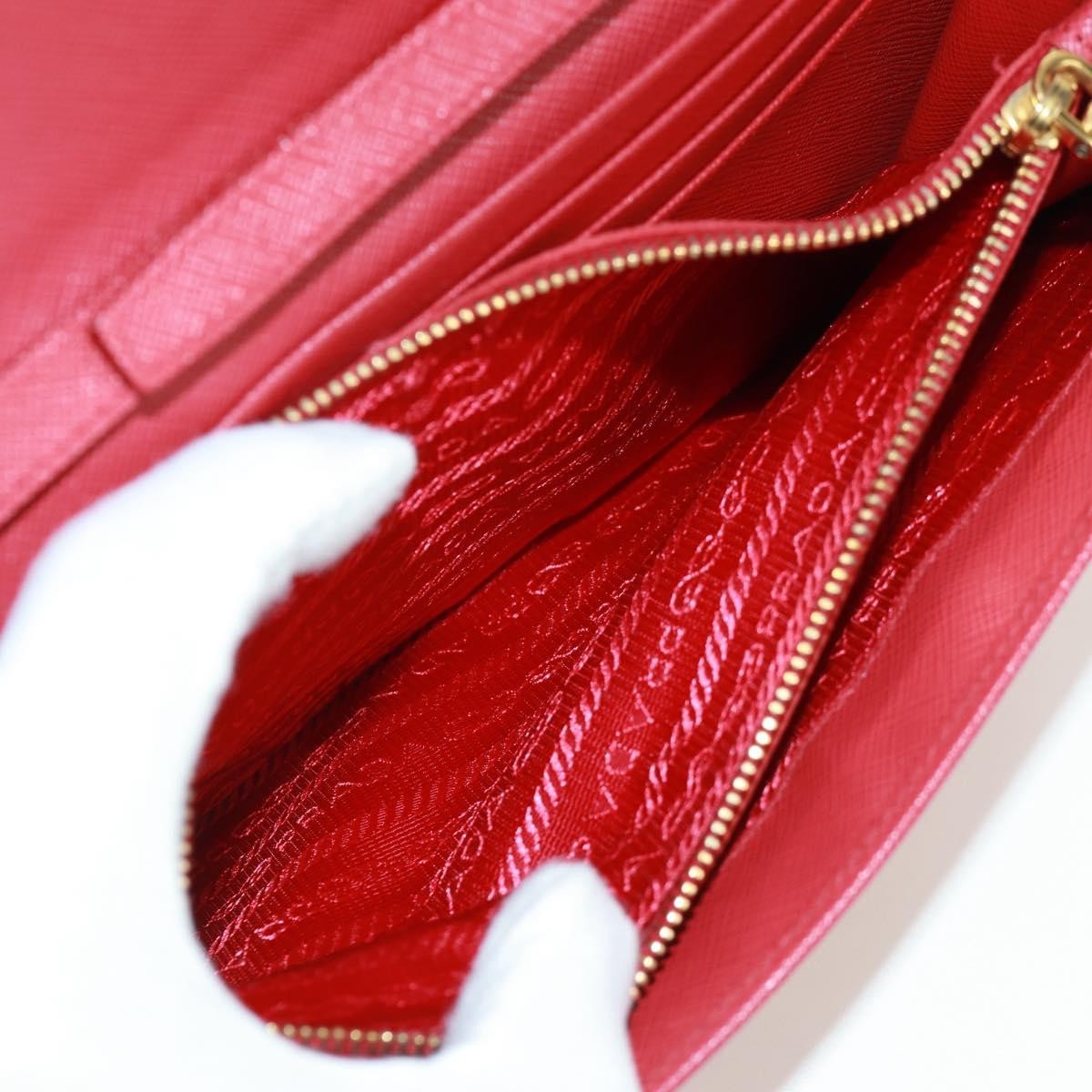 Prada Heart Wallet On Chain Saffiano Leather Red Leather Crossbody Bag Bag (Pre-Owned)