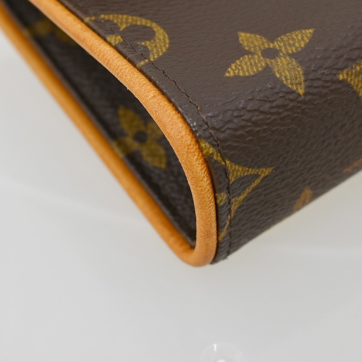 Louis Vuitton Florentine Waist Monogram Canvas Brown Canvas Clutche & Pouche Bag (Pre-Owned)
