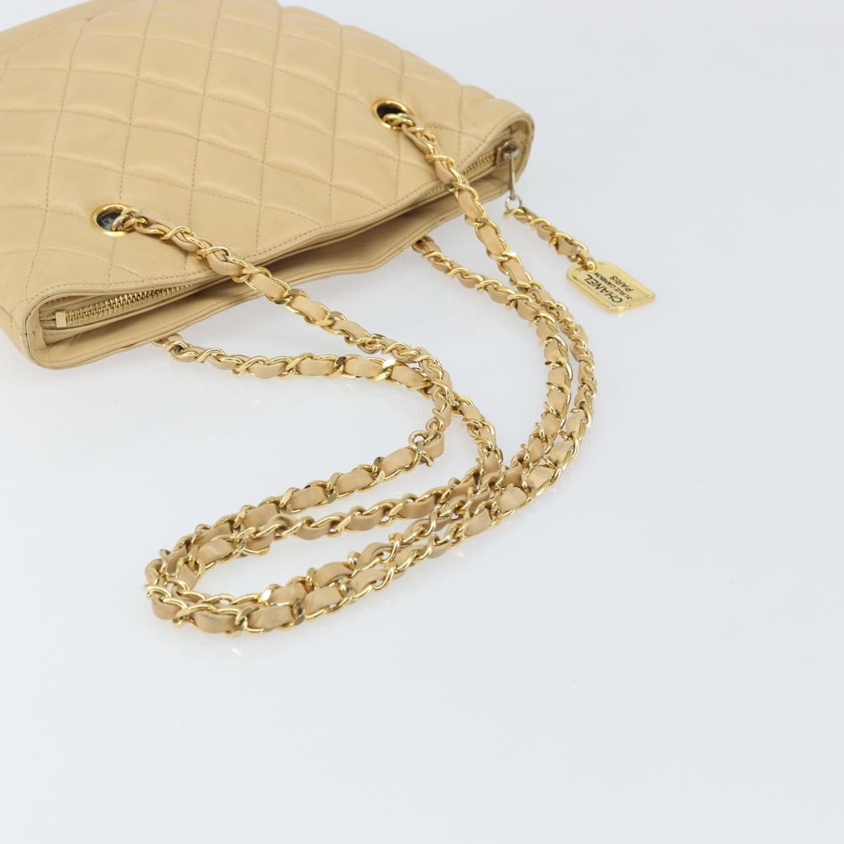 Chanel Vintage Cc Chain Shopper Quilted Leather Beige Leather Shoulder Bag Bag (Pre-Owned)