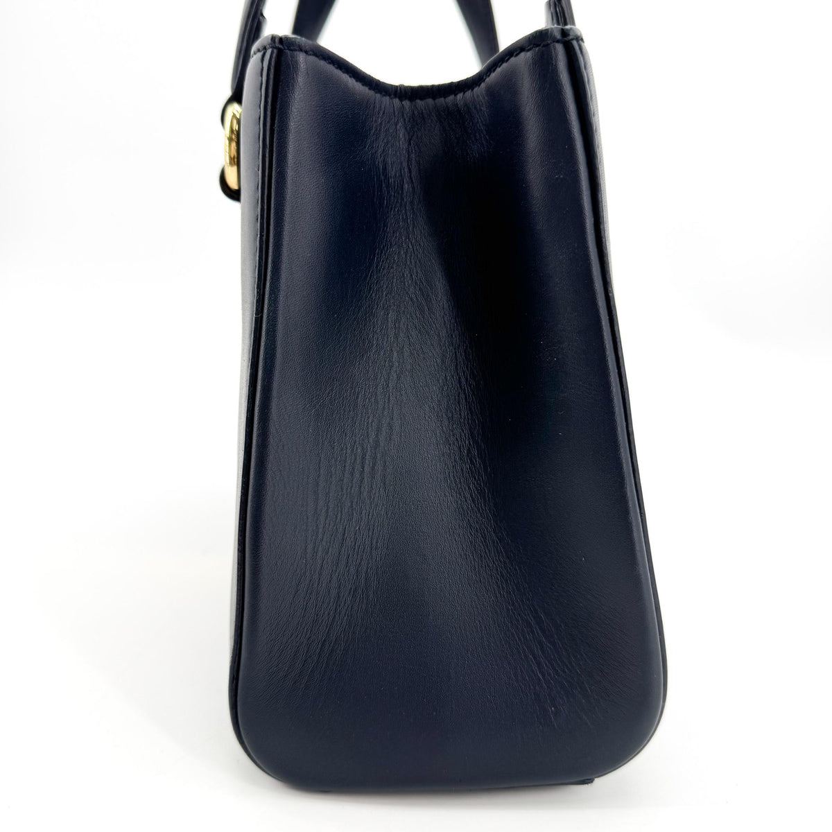 Gucci Sylvie Top Handle Leather Black Leather Handbag (Pre-Owned)