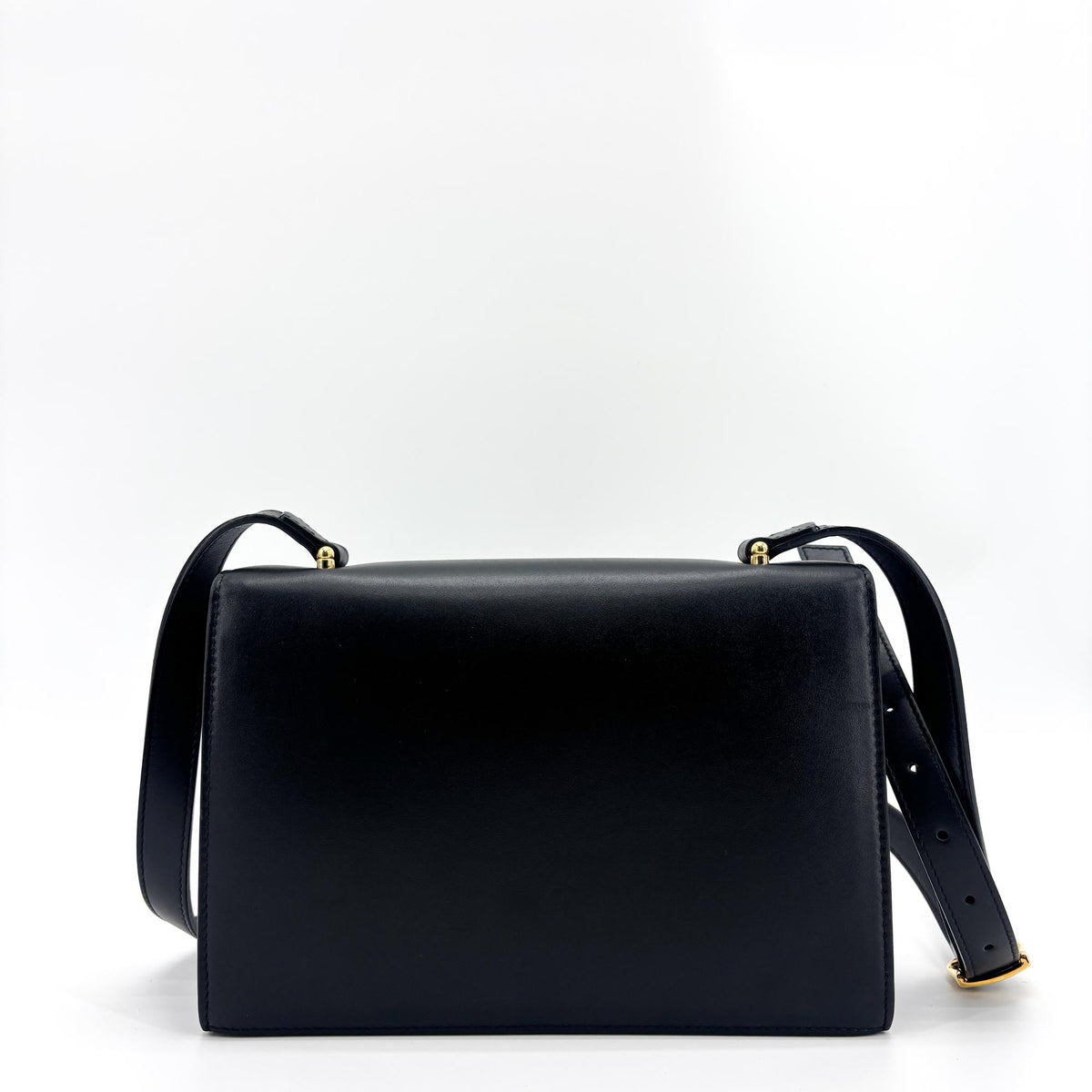 Gucci Zumi Leather Black Leather Shoulder Bag Bag (Pre-Owned)