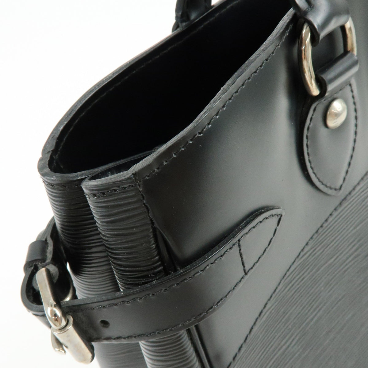 Louis Vuitton Passy Epi Leather Black Leather Tote Bag Bag (Pre-Owned)
