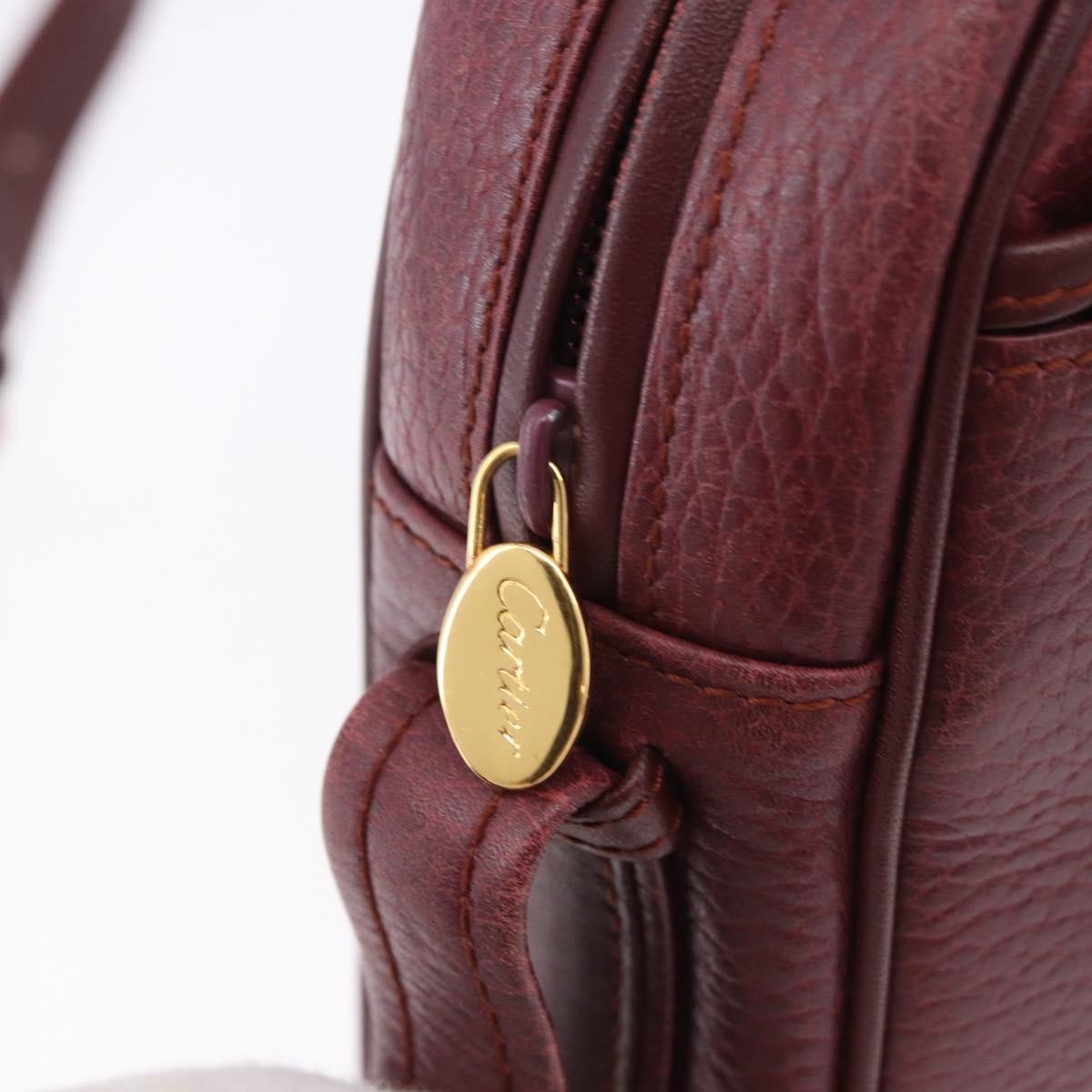 Cartier Tasseled Must De Cartier Leather Burgundy Leather Shoulder Bag Bag (Pre-Owned)