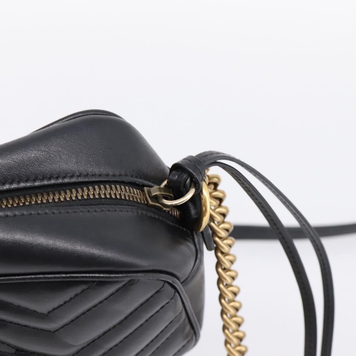 Gucci Gg Marmont Monochrome Matelasse Leather Black Leather Shoulder Bag Bag (Pre-Owned)