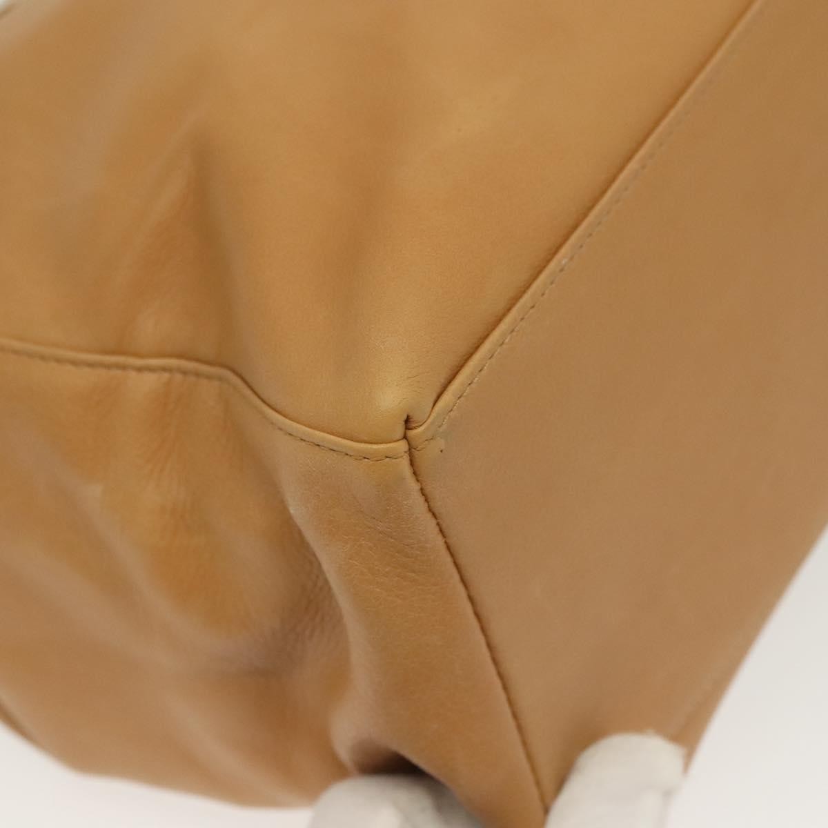 Salvatore Ferragamo Shoulder Leather Beige Leather Shoulder Bag Bag (Pre-Owned)