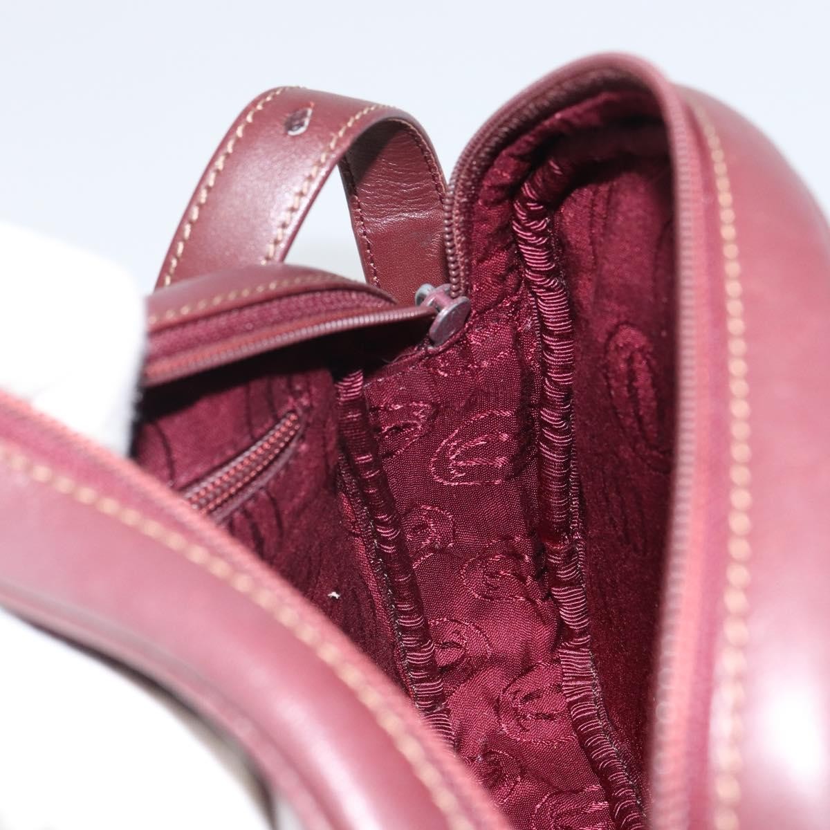 Cartier Must De Cartier Leather Burgundy Leather Shoulder Bag Bag (Pre-Owned)