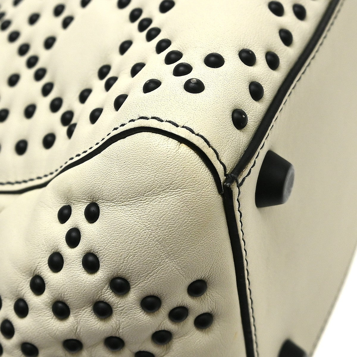 Christian Dior Supple Lady Dior Cannage Studded Lambskin White Leather Handbag (Pre-Owned)