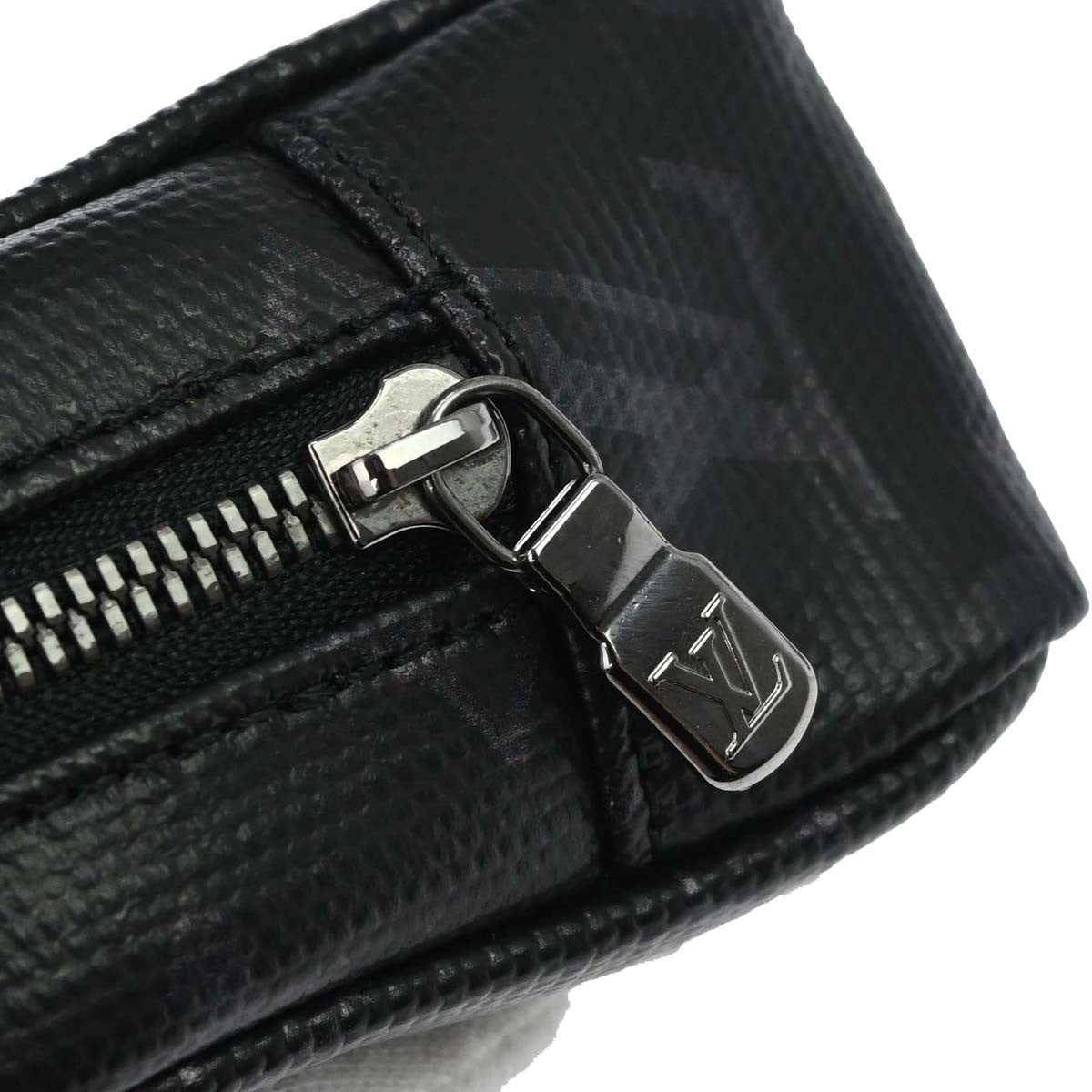 Louis Vuitton Box Pouch Bag Charm And Belt Charm Rainbow Monogram Eclipse Canvas Black Leather Charms And Keychains Accessory (Pre-Owned)