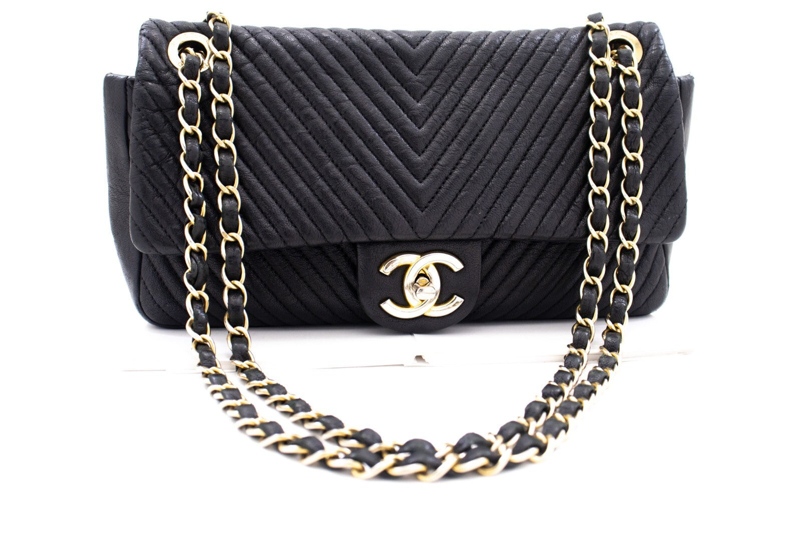 Chanel Classic Single Flap Chevron Lambskin Black Leather Shoulder Bag Bag (Pre-Owned)