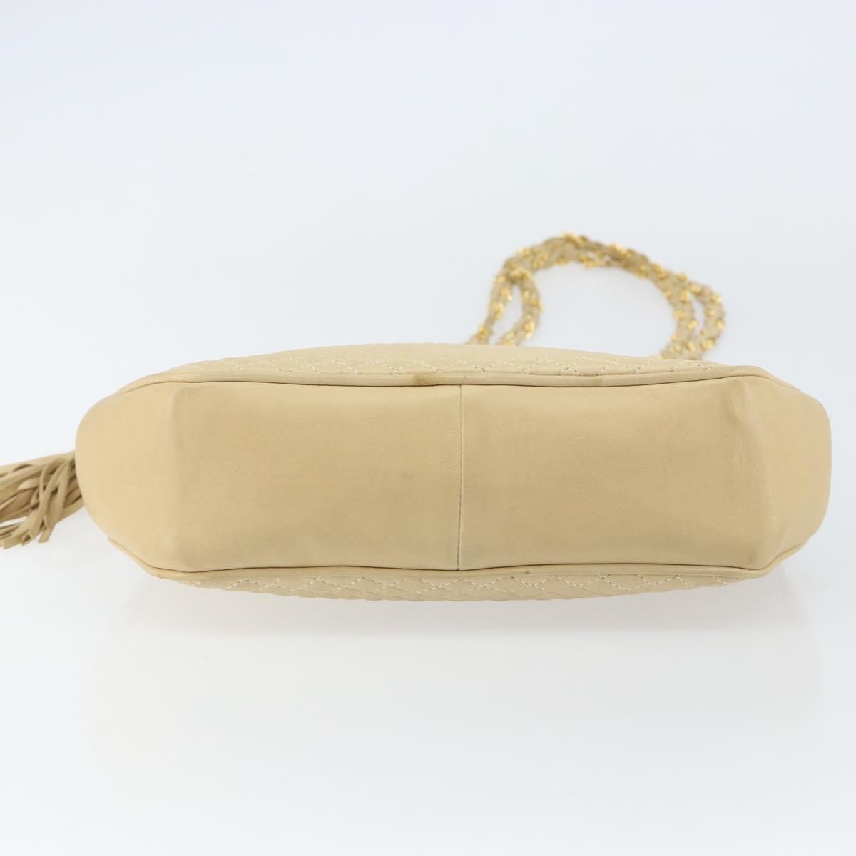 Bally Vintage Chain Quilted Leather Beige Leather Shoulder Bag Bag (Pre-Owned)
