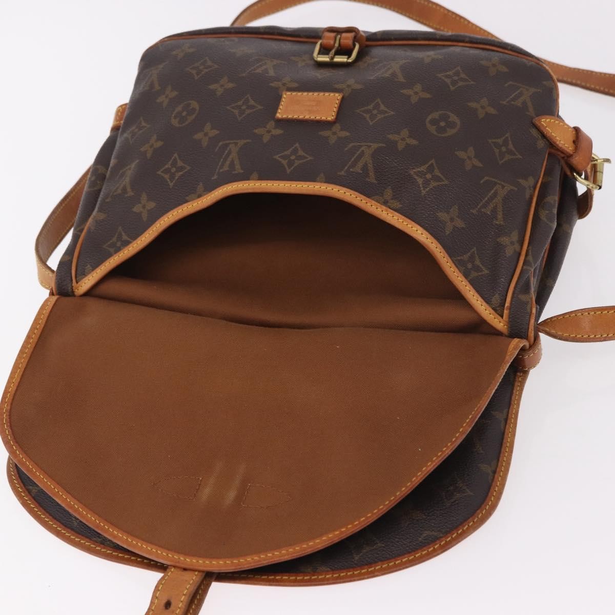 Louis Vuitton Saumur Monogram Canvas Brown Canvas Shoulder Bag Bag (Pre-Owned)