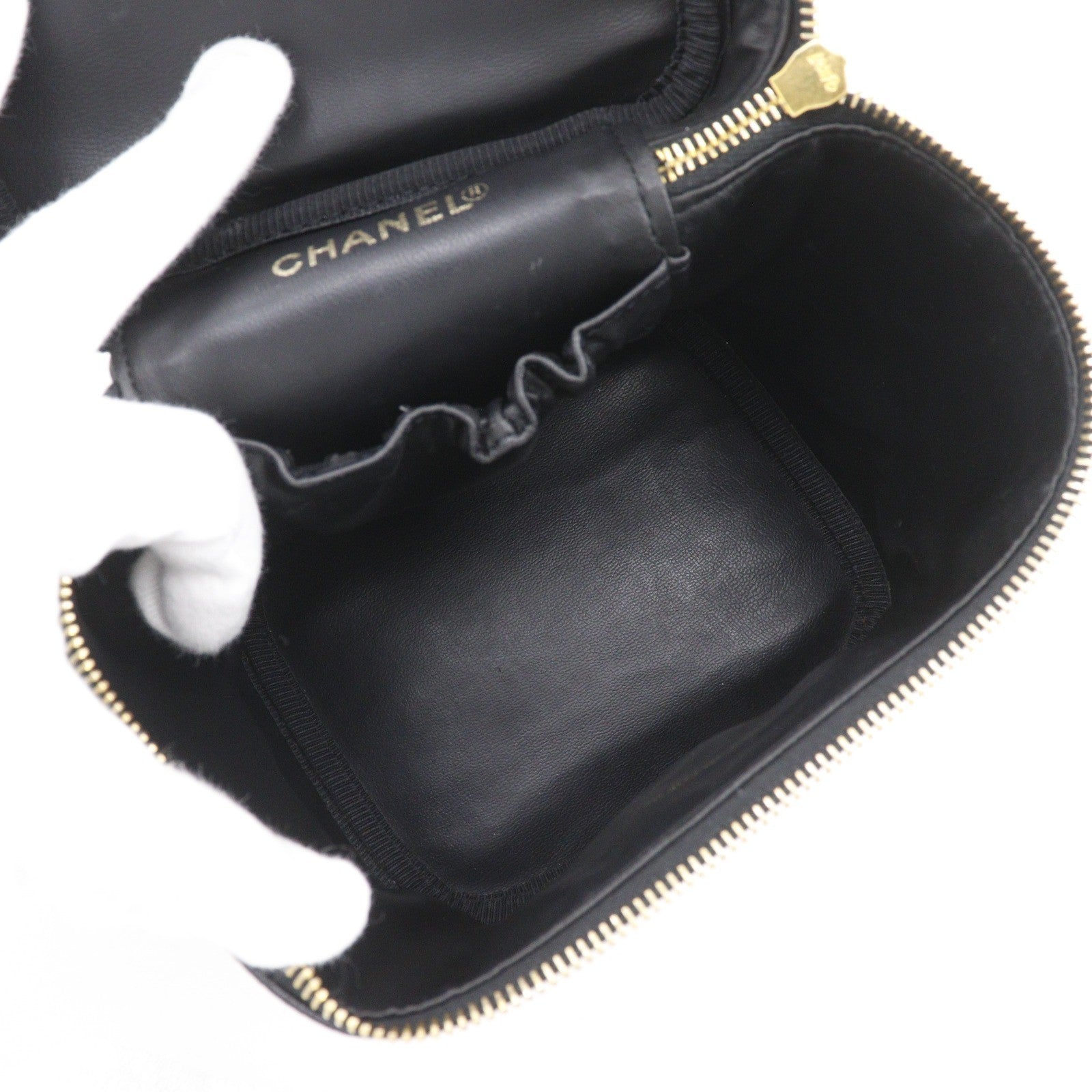Chanel Vintage Timeless Cosmetic Case Caviar Black Leather Handbag (Pre-Owned)