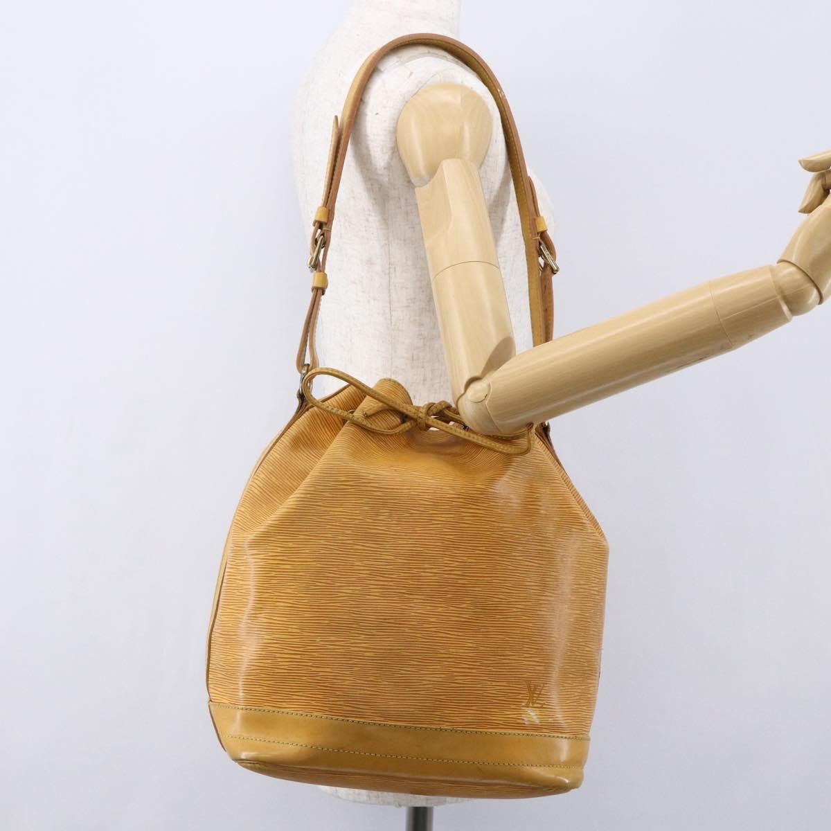 Louis Vuitton Petit Noe Nm Epi Leather Yellow Leather Shoulder Bag Bag (Pre-Owned)