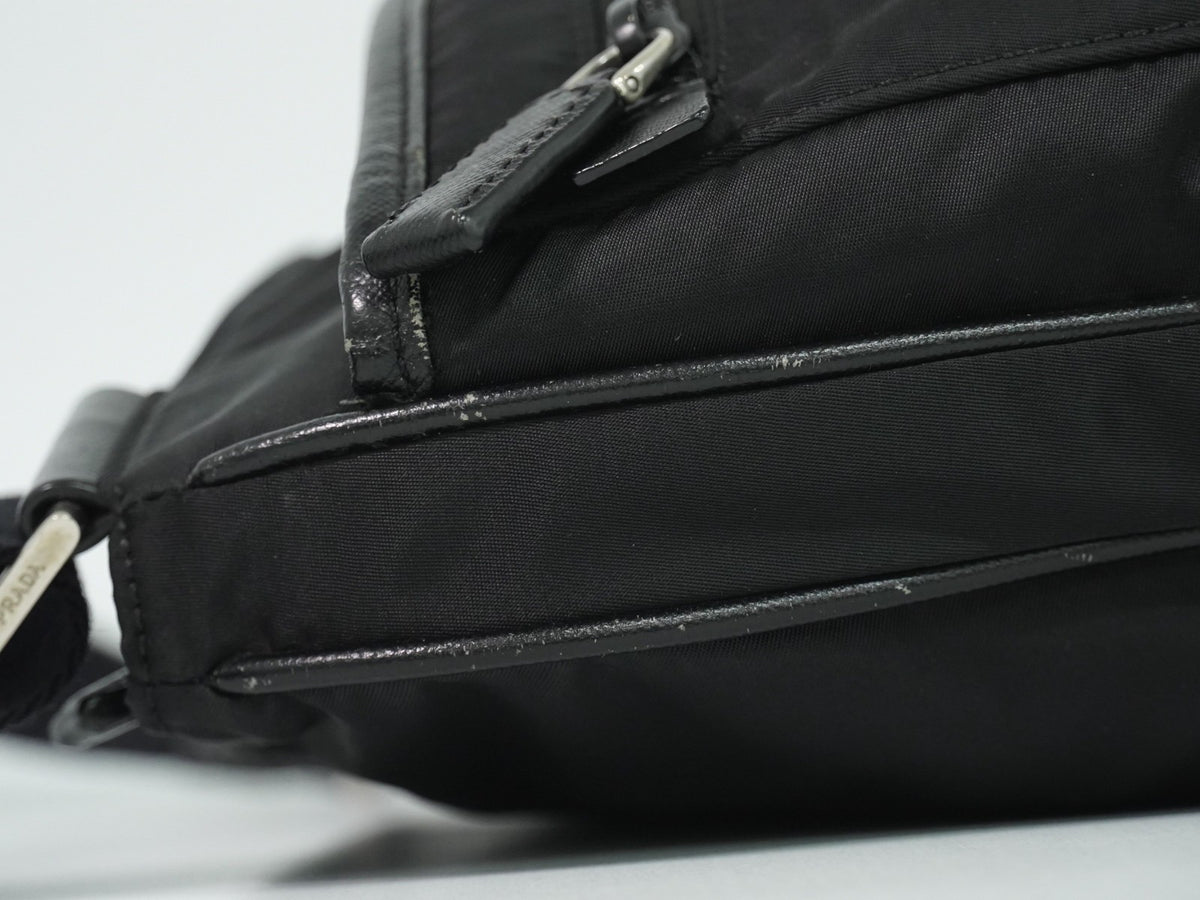 Prada Front Zip Messenger Quilted Tessuto Black Nylon Shoulder Bag Bag (Pre-Owned)
