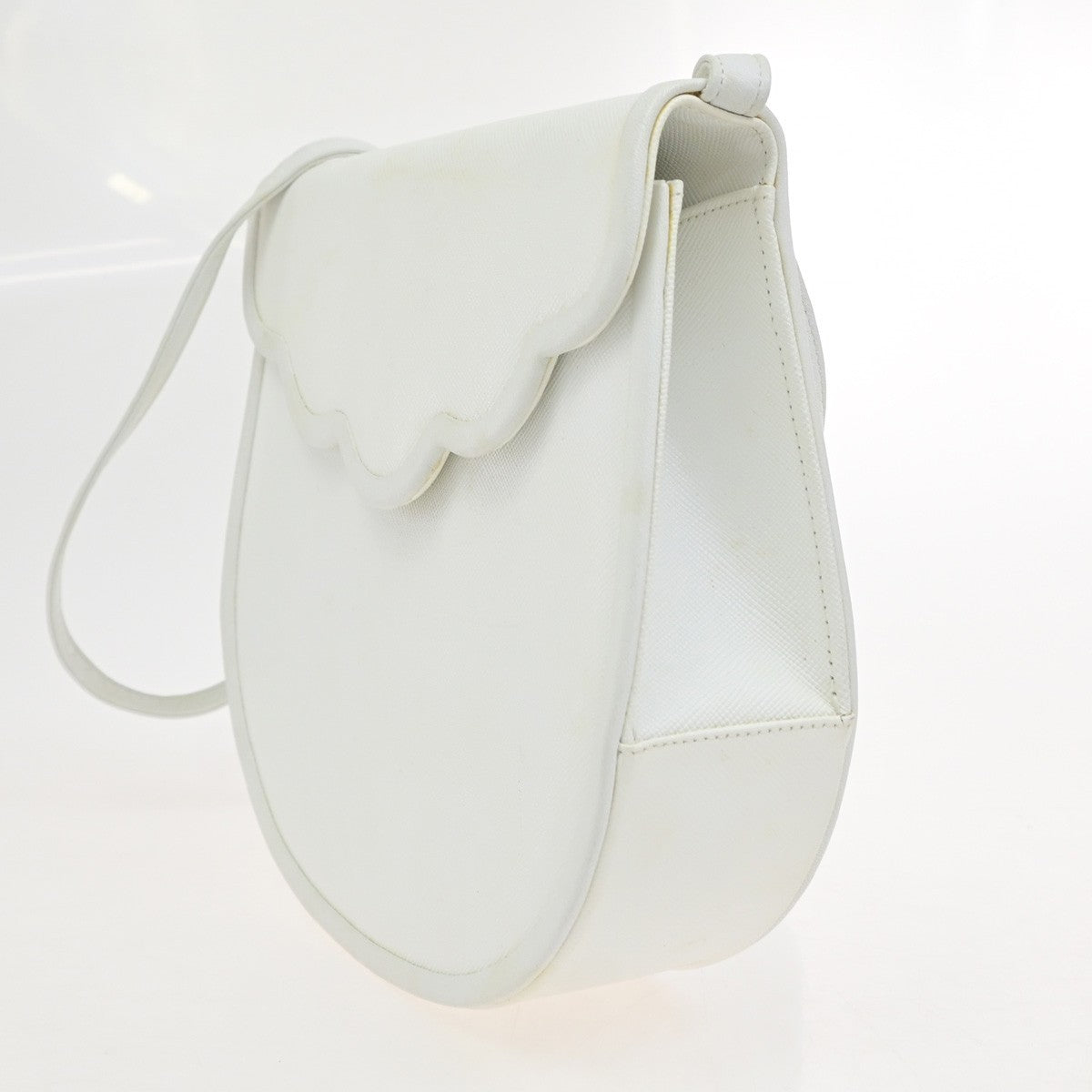 Saint Laurent Vintage Shoulder Bag Leather White Leather Shoulder Bag Bag (Pre-Owned)