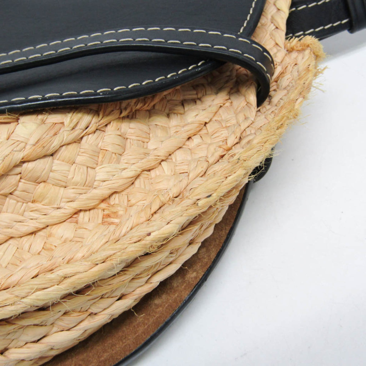 Loewe Gate Leather Leather With Raffia Black Leather Shoulder Bag Bag (Pre-Owned)