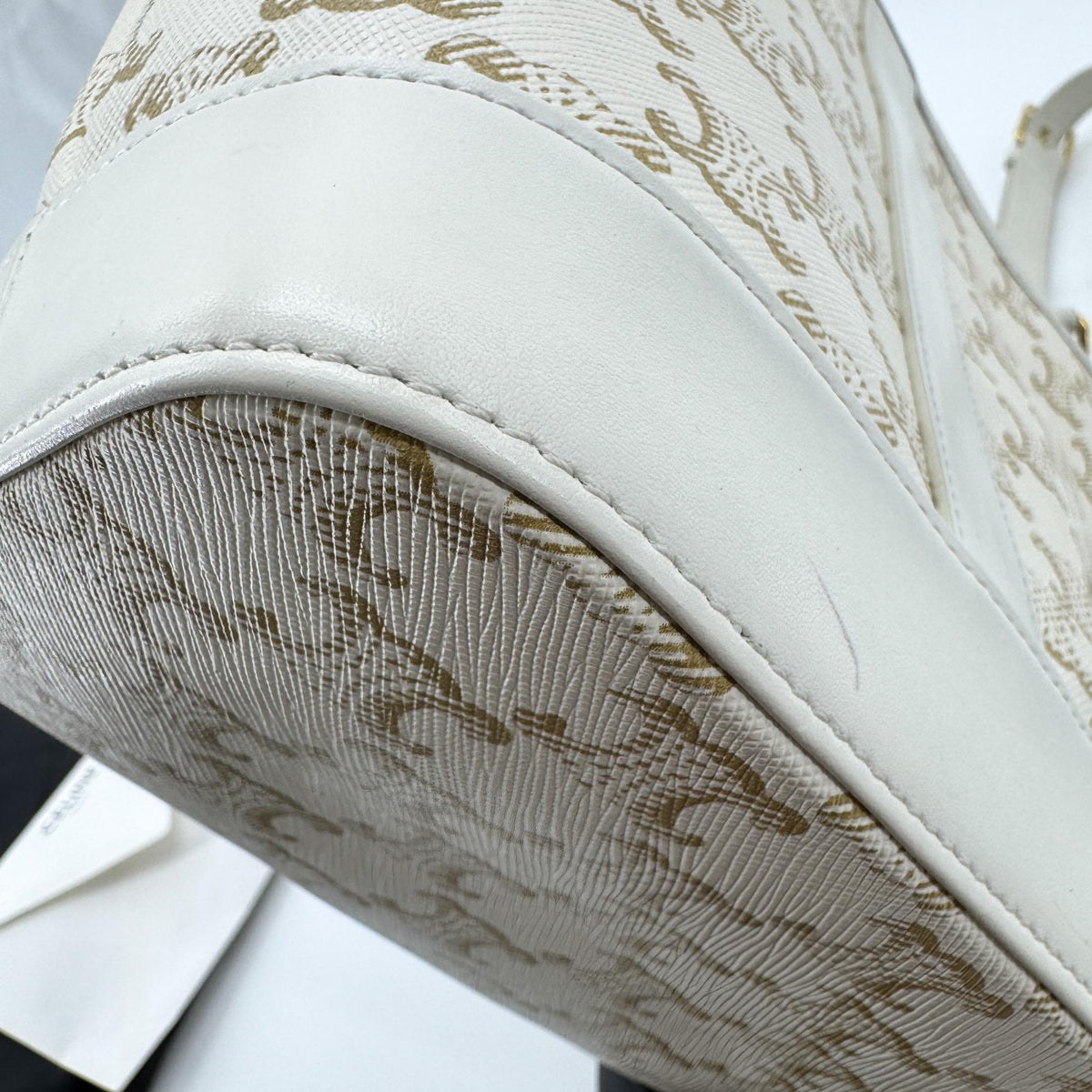 Celine Bucket Triomphe Canvas White Canvas Shoulder Bag Bag (Pre-Owned)