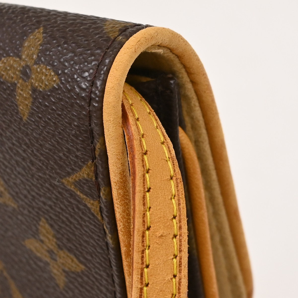 Louis Vuitton Twin Canvas Brown Canvas Clutche & Pouche Bag (Pre-Owned)