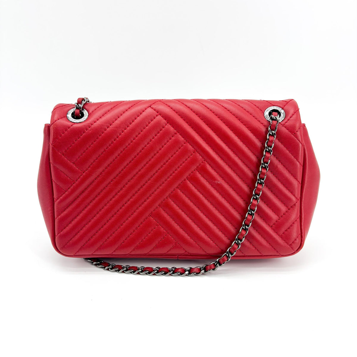 Chanel Classic Single Flap Chevron Lambskin Silver Leather Handbag (Pre-Owned)
