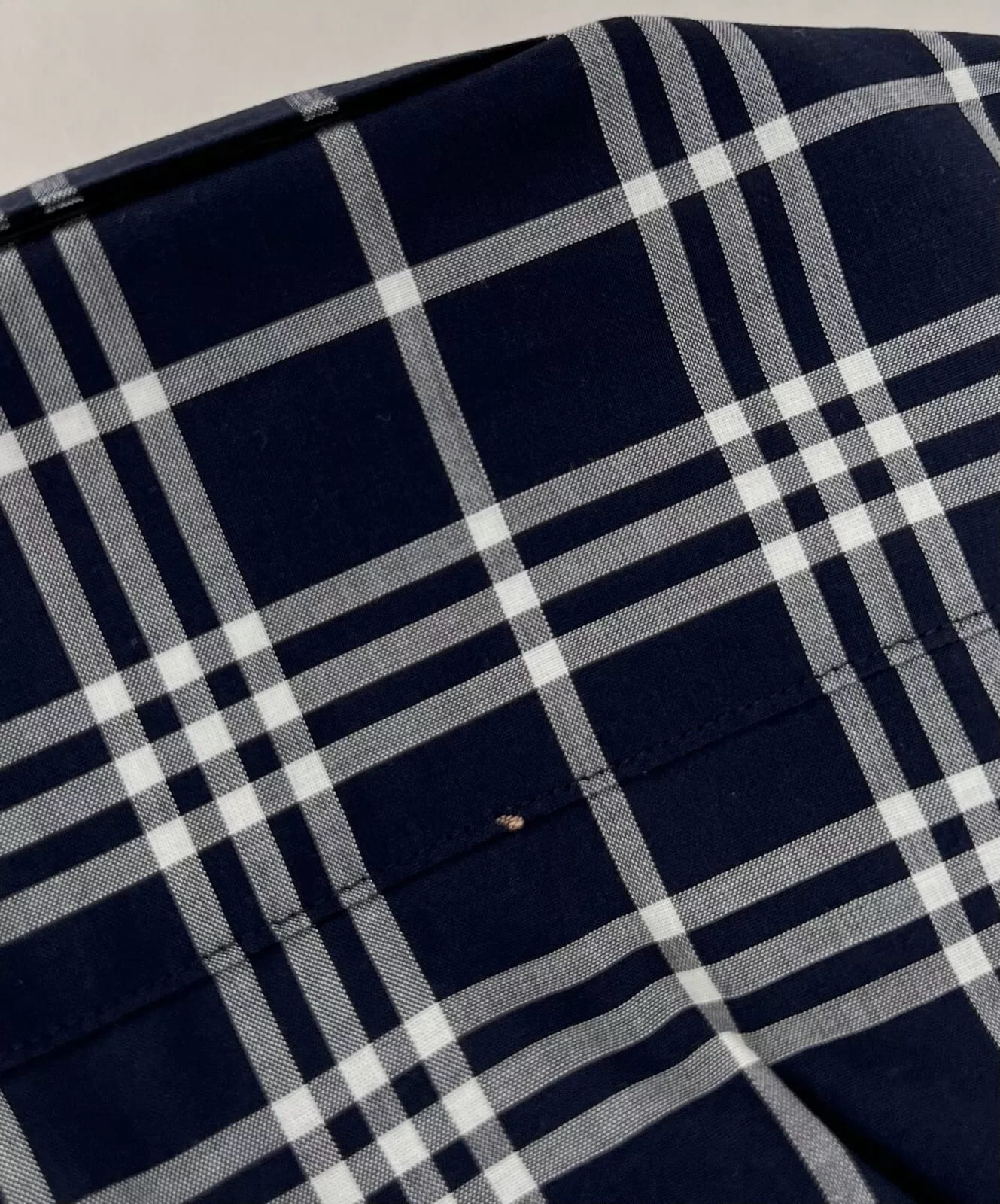 Burberry Women's Navy Checkered Button Up Dress Shirt (38 IT / 6 UK / 4 US)