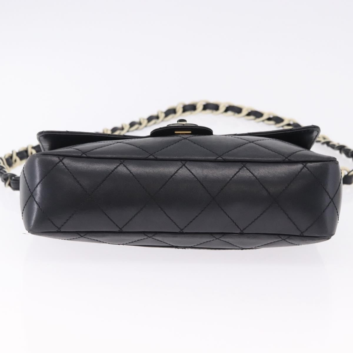 Chanel Chain Flap Quilted Leather Black Leather Shoulder Bag Bag (Pre-Owned)