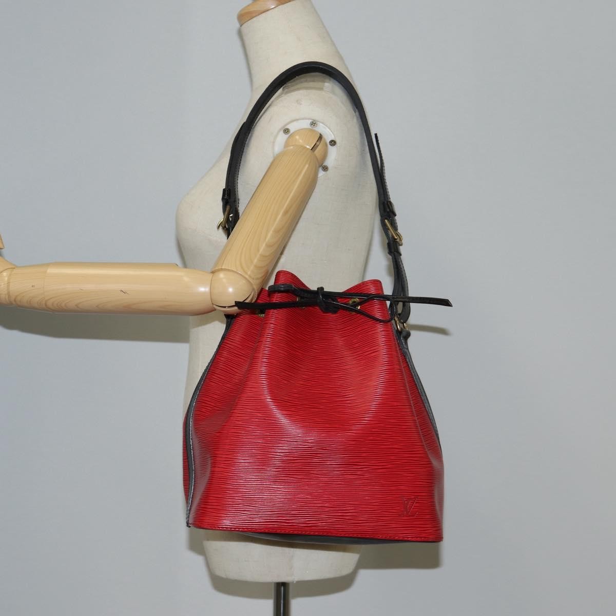 Louis Vuitton Bicolor Petit Noe Epi Leather Red Leather Handbag (Pre-Owned)