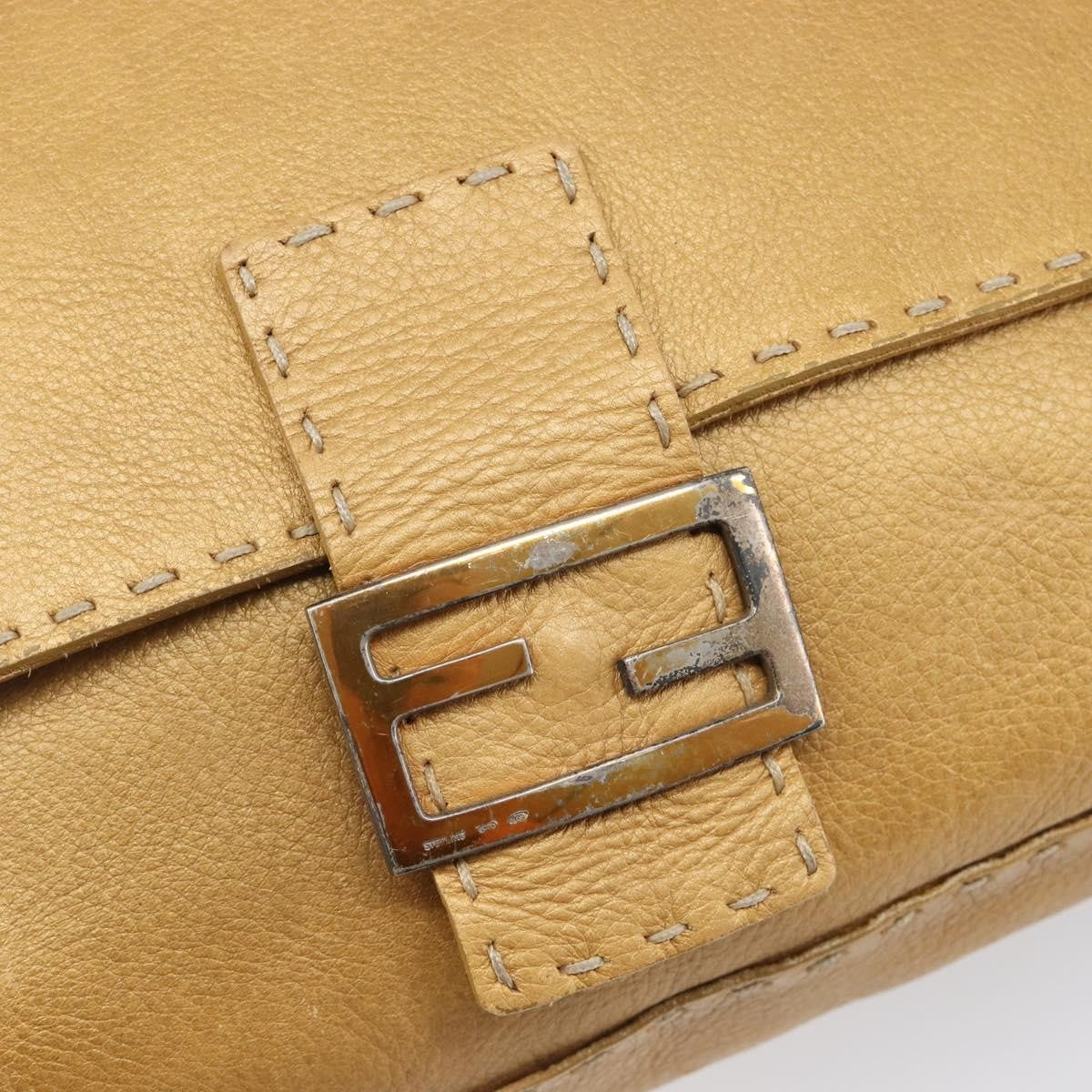 Fendi Selleria Leather Brown Leather Shoulder Bag Bag (Pre-Owned)