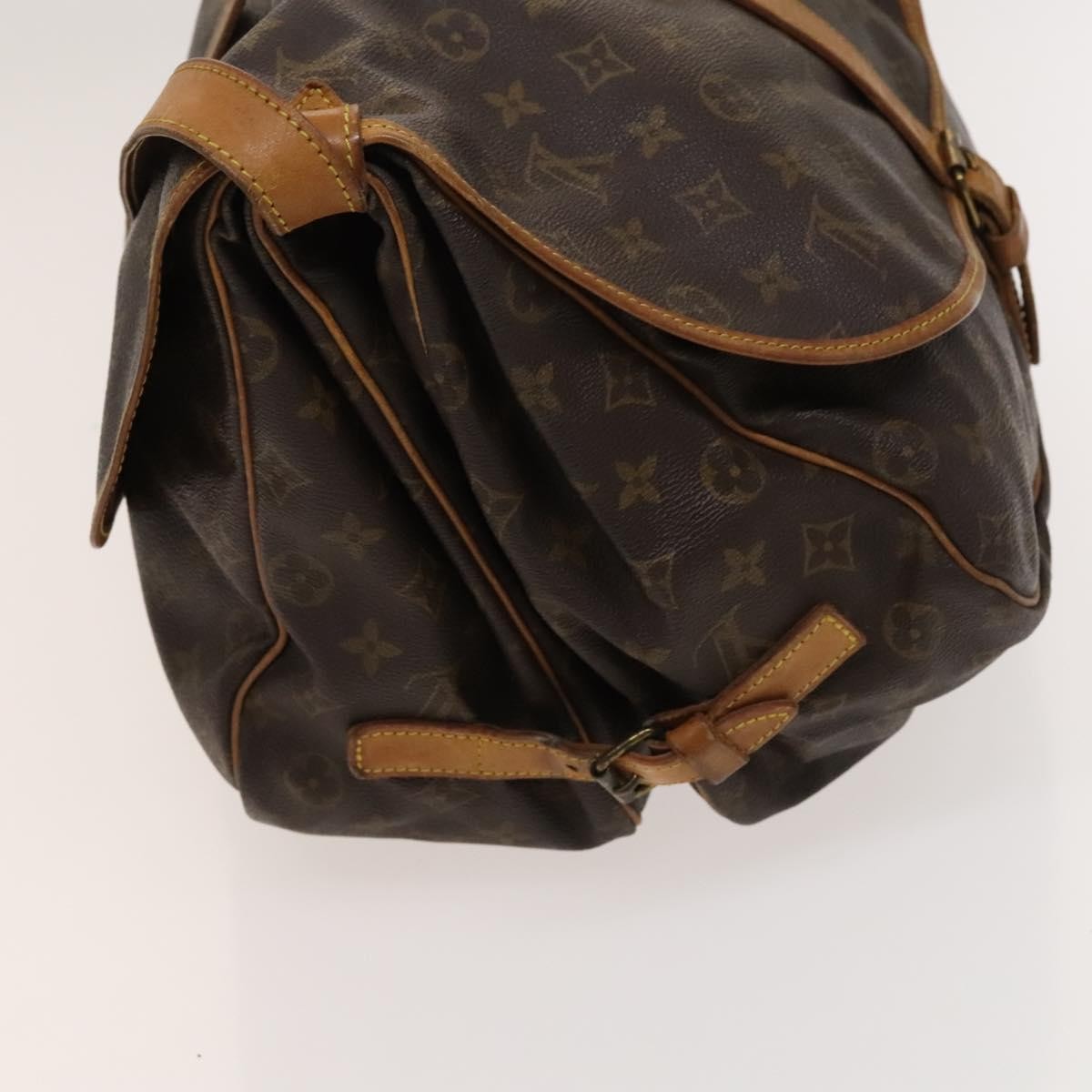 Louis Vuitton Saumur Monogram Canvas Brown Canvas Shoulder Bag Bag (Pre-Owned)